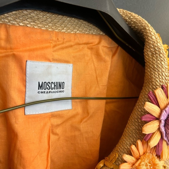 Moschino Cheap and Chic Sz 6 vintage EUC basket weave blazer- ultra fun and lux - Picture 14 of 15